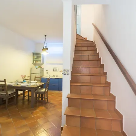 728 - Deliziosa Casa Cielo-terra Climatizzata Tra I Suggestivi Vicoli Di Sirolo