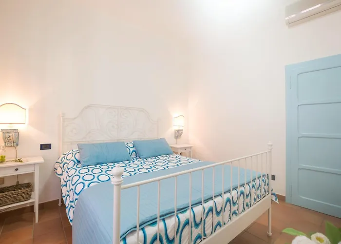 728 - Deliziosa Casa Cielo-terra Climatizzata Tra I Suggestivi Vicoli Di Sirolo